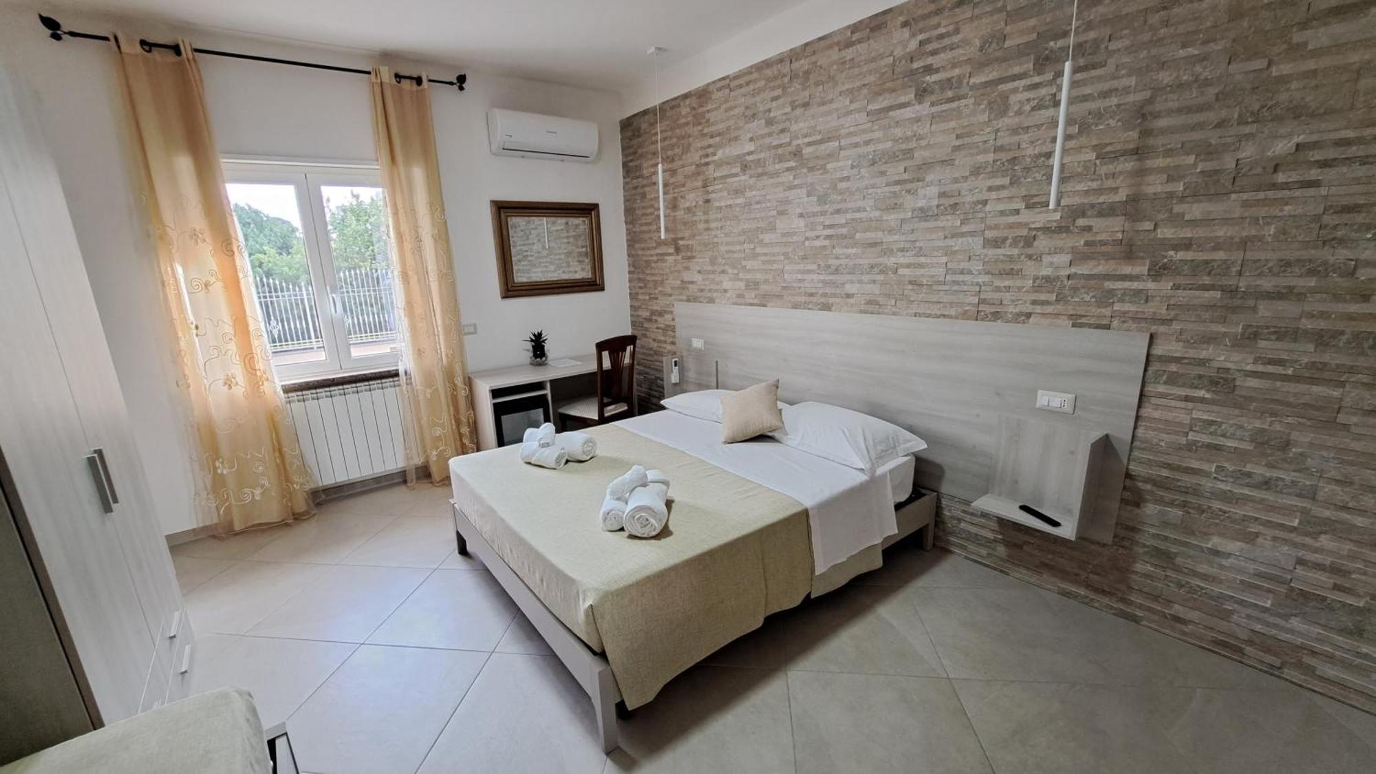 Hera Tropea Rooms Extérieur photo