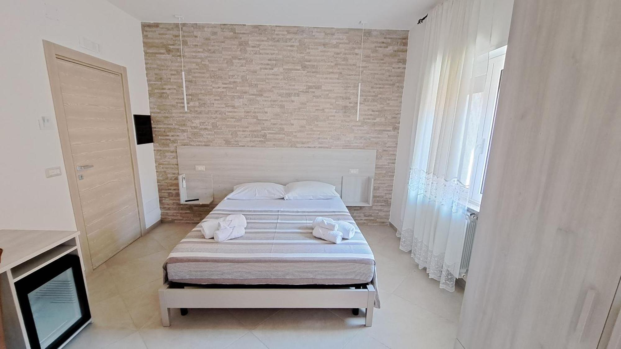 Hera Tropea Rooms Extérieur photo